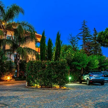 Отель Western Premier Montfleuri 4*